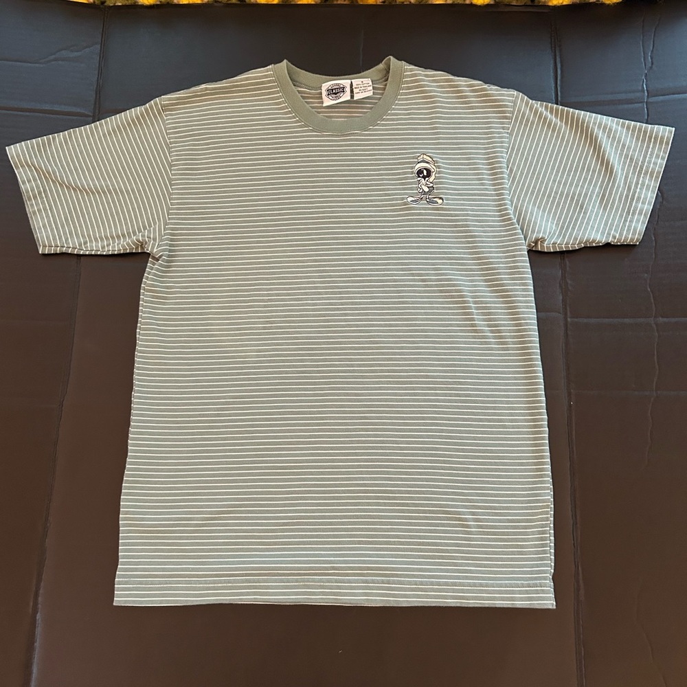 Vintage 1995 Looney Tunes Classic Marvin The Martian Small Green Striped T Shirt